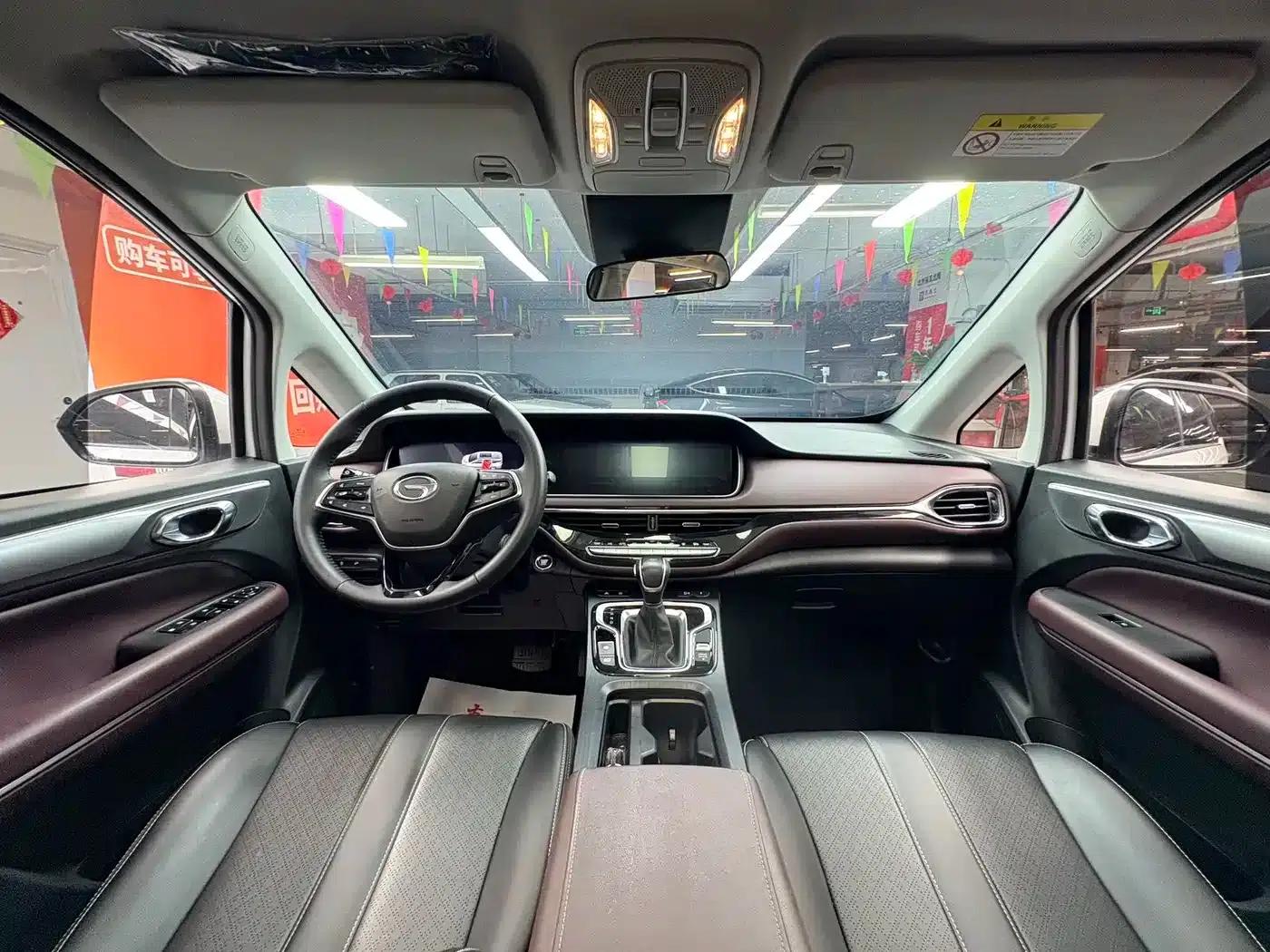 Trumpchi M6 2021 270T DCT Luxury Edition (7-seater) — миниатюра 4