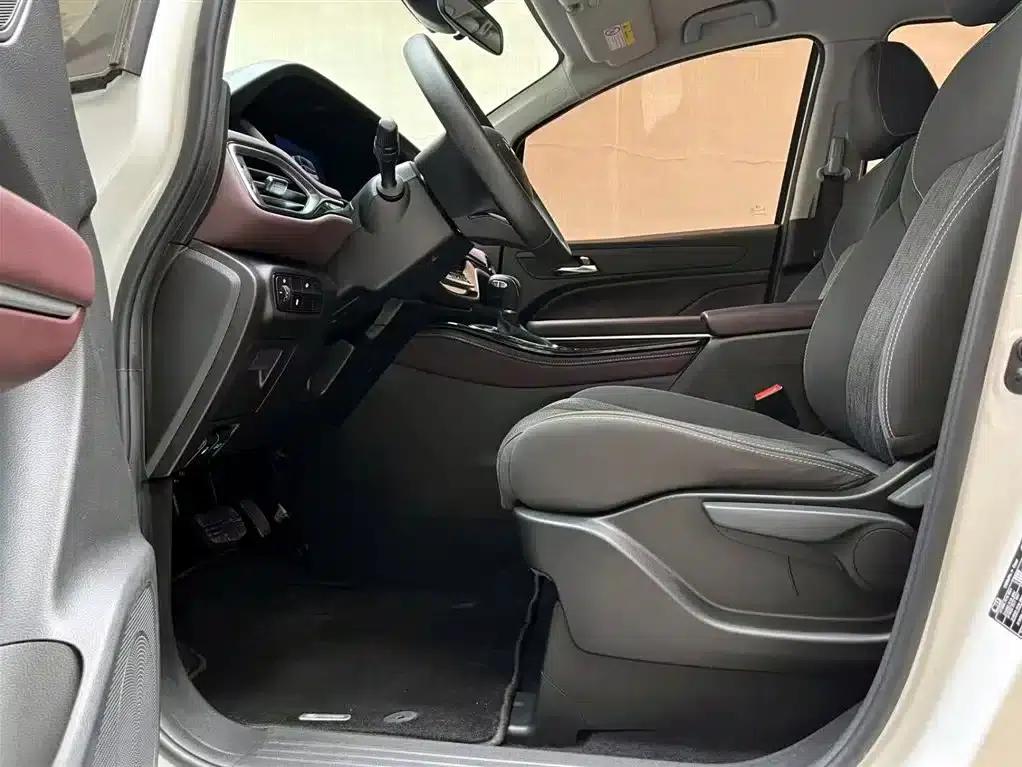 Trumpchi M6 2023 PRO 270T DCT Elite Edition — миниатюра 9