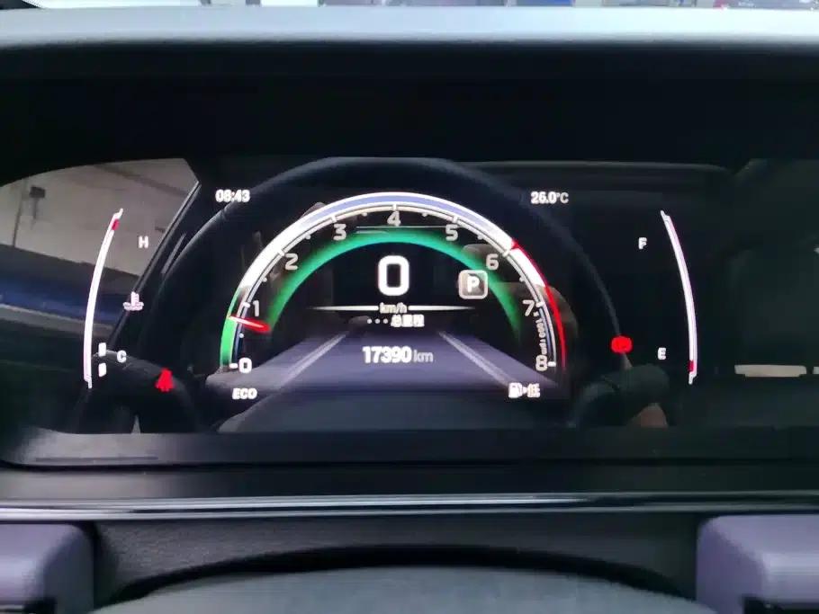 Trumpchi M6 2025 MAX 270T WDCT Luxury Edition — миниатюра 14