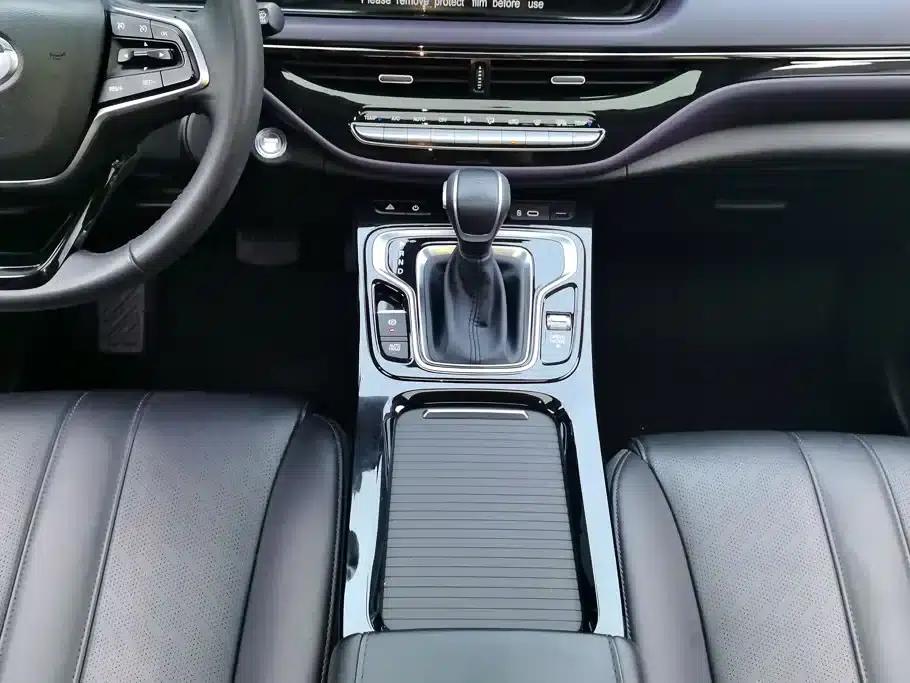Trumpchi M6 2025 MAX 270T WDCT Luxury Edition — миниатюра 16