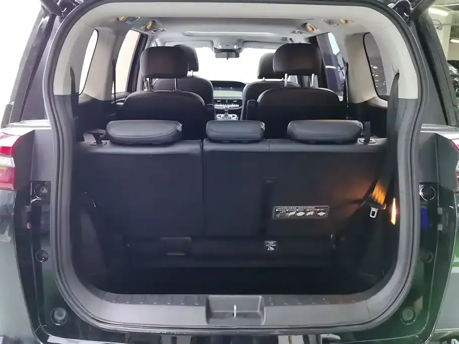 Trumpchi M6 2025 MAX 270T WDCT Luxury Edition — миниатюра 4