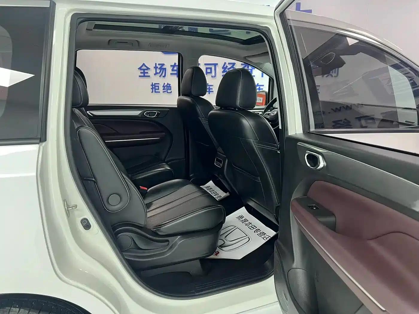 Trumpchi M6 2021 PRO 270T DCT Premium Edition — миниатюра 10