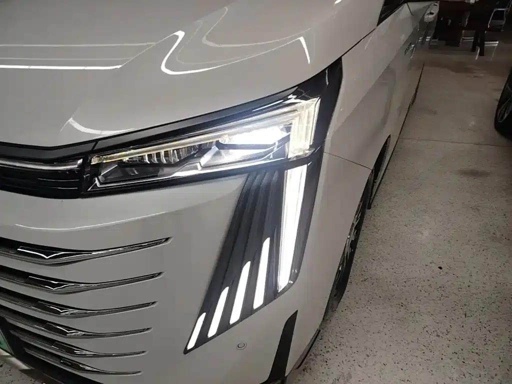 Trumpchi E9 2023 E9 MAX — миниатюра 24