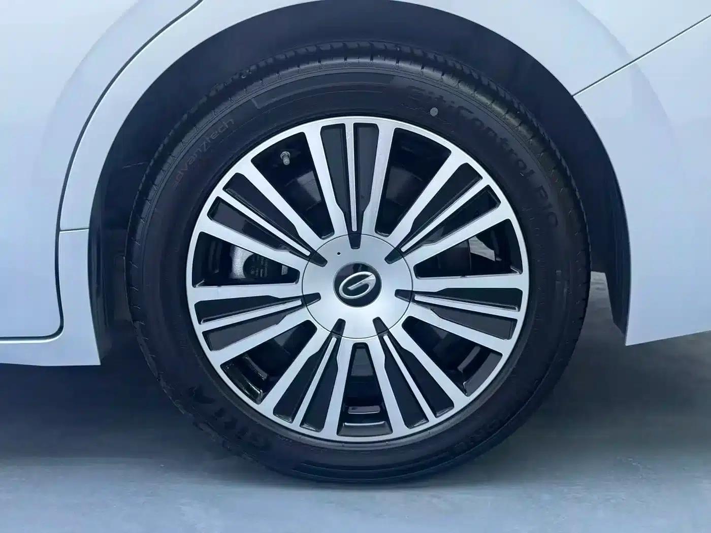 Trumpchi E8 PHEV 2024 Model 150km MAX+ — миниатюра 8