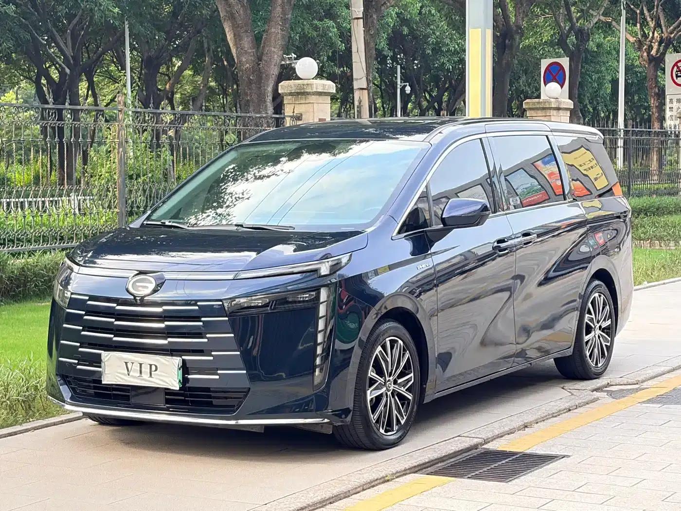 Trumpchi E8 PHEV 2024 Model 150km MAX — миниатюра 1