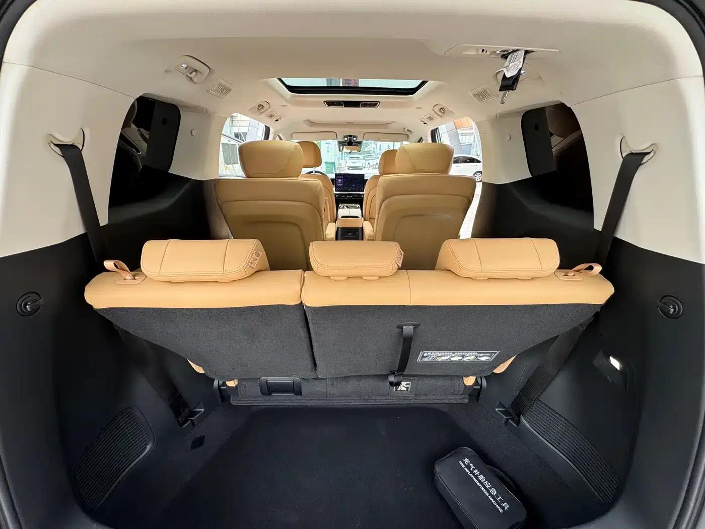 Trumpchi E8 PHEV 2024 Model 150km MAX+ — миниатюра 17