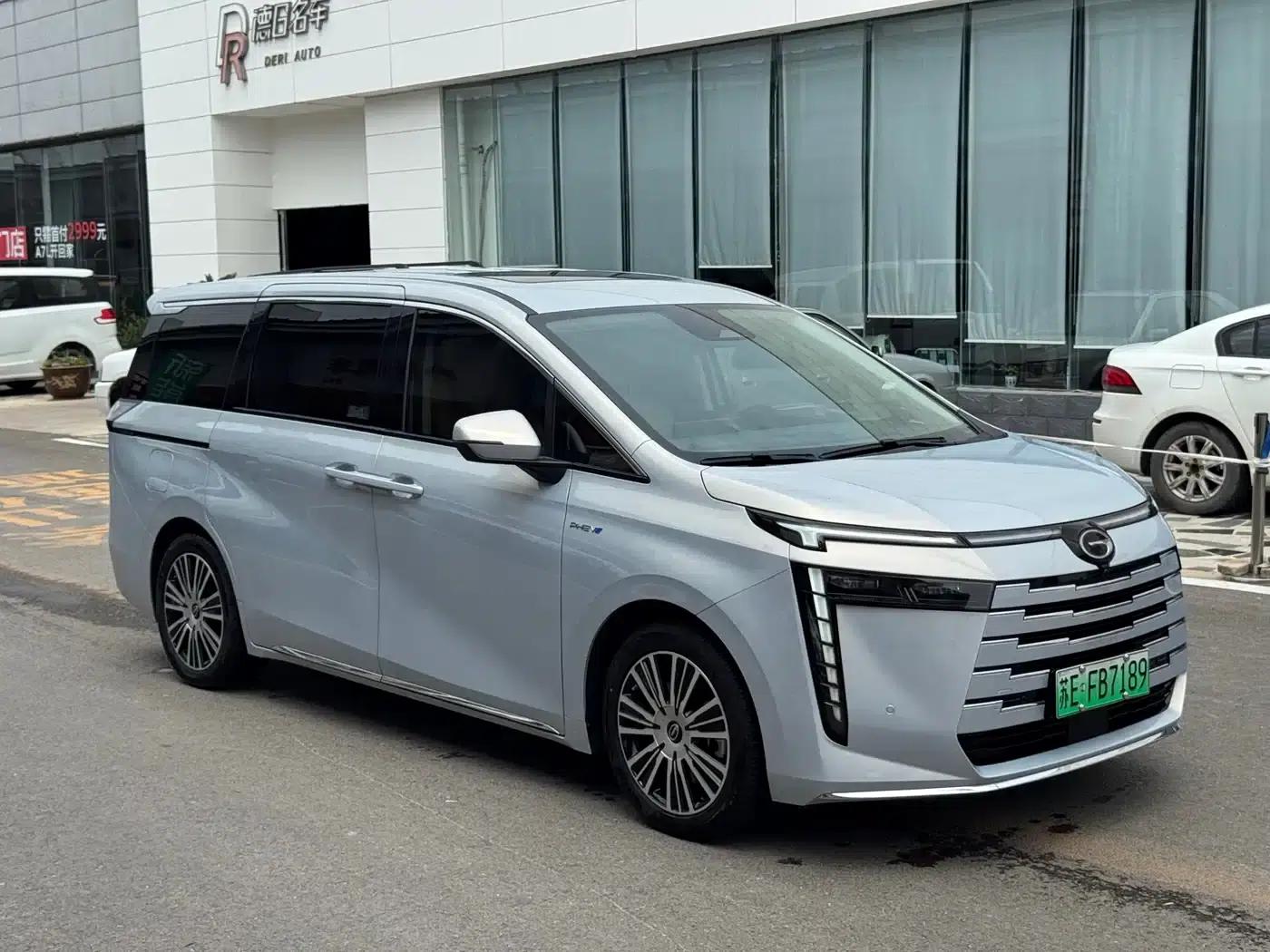 Trumpchi E8 PHEV 2024 Model 150km MAX+ — миниатюра 3