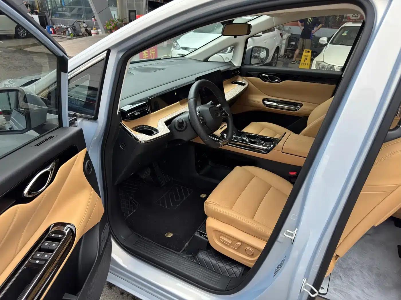 Trumpchi E8 PHEV 2024 Model 150km MAX+ — миниатюра 7