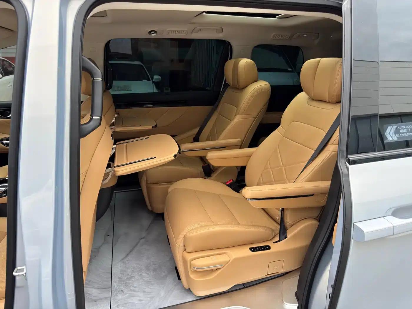 Trumpchi E8 PHEV 2024 Model 150km MAX+ — миниатюра 8
