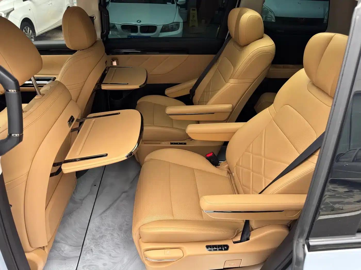 Trumpchi E8 PHEV 2024 Model 150km MAX+ — миниатюра 9