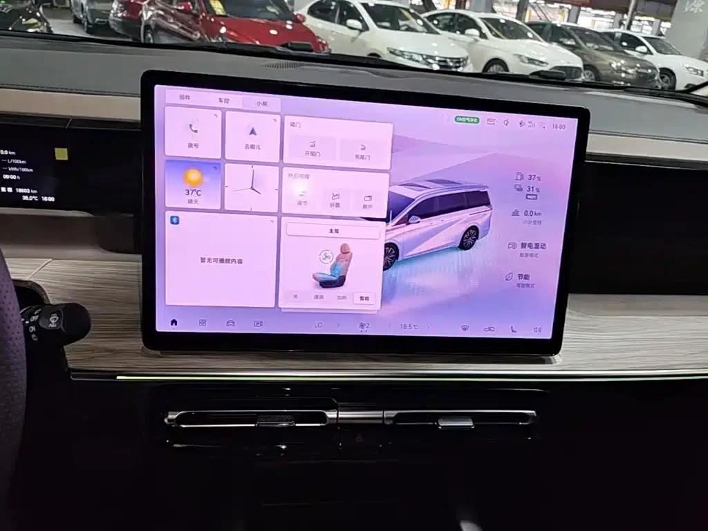 Trumpchi E8 PHEV 2024 Model 150km MAX — миниатюра 13