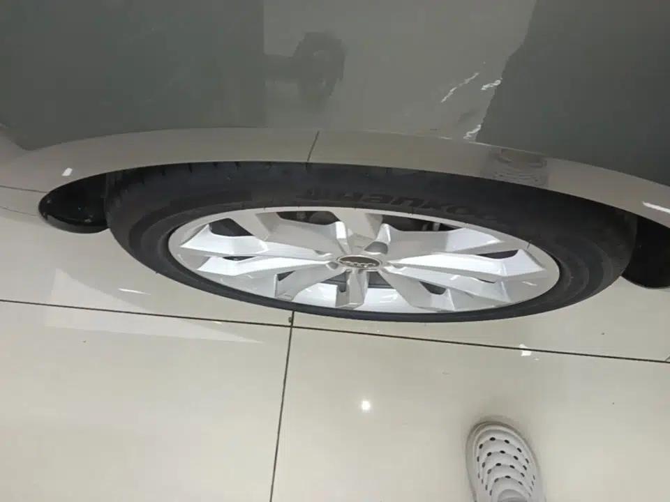 Audi A4 2024 Avant 40 TFSI Fashion Sport Model — миниатюра 11