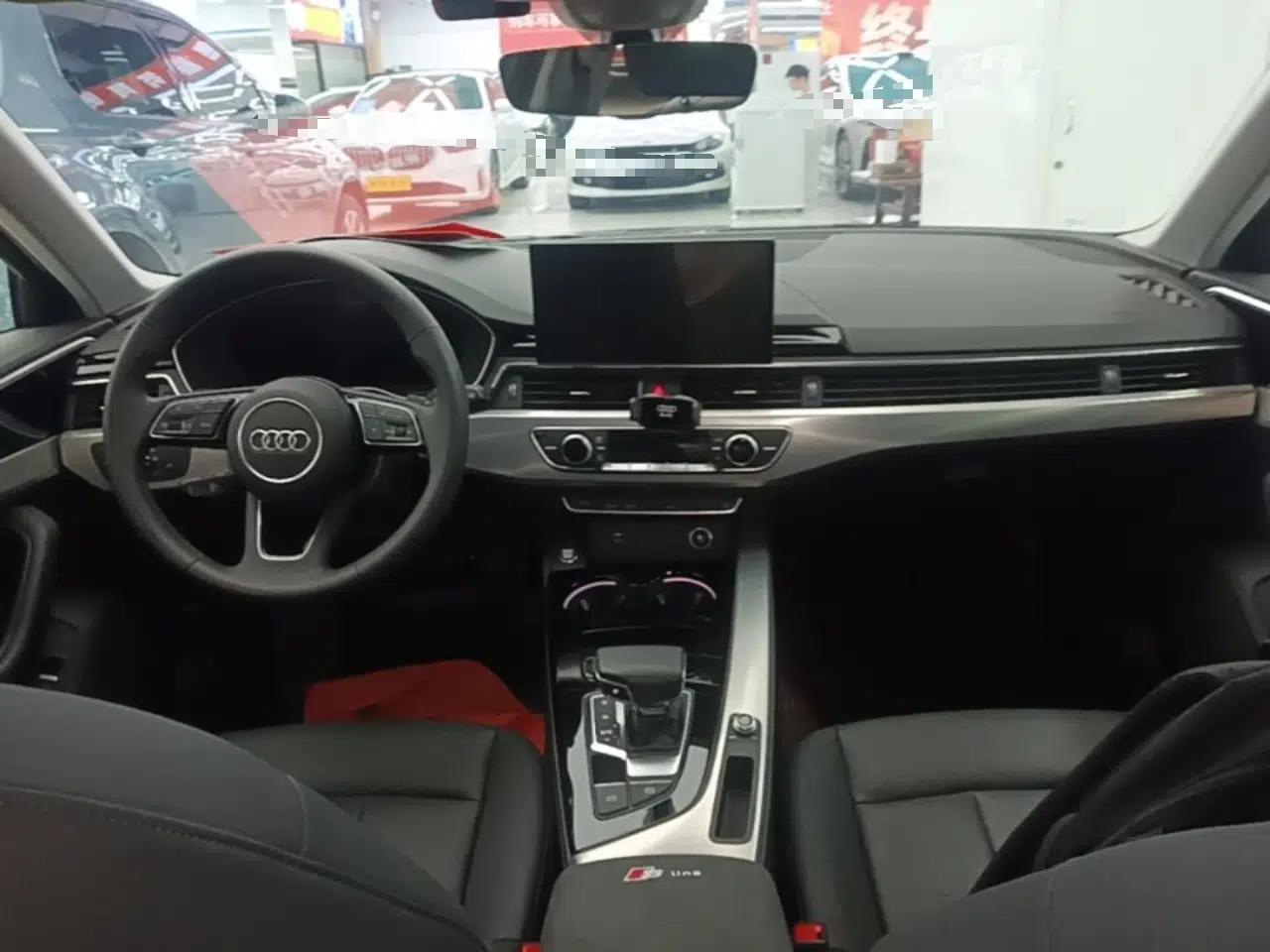 Audi A4 2024 Avant 40 TFSI Fashion Sport Model — миниатюра 12