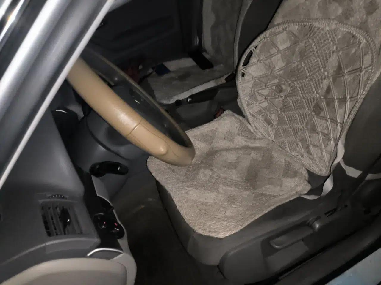 Audi A4 2006 1.8T manual base — миниатюра 15