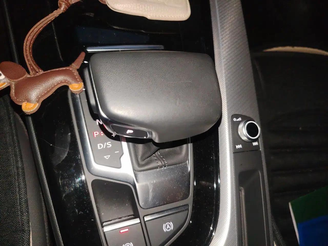 Audi A4 2022 Avant 40 TFSI Fashion Dynamic Model — миниатюра 14