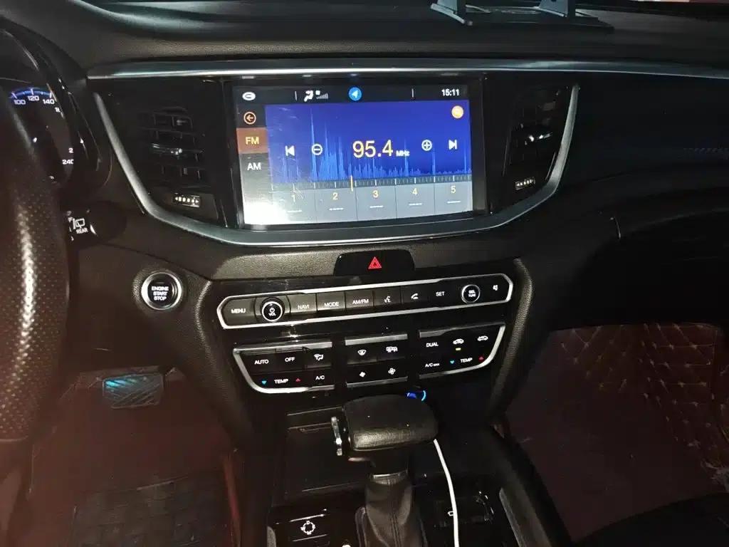 Trumpchi GS7 2017 320T 2WD Luxury Intelligent Connectivity Edition — миниатюра 10