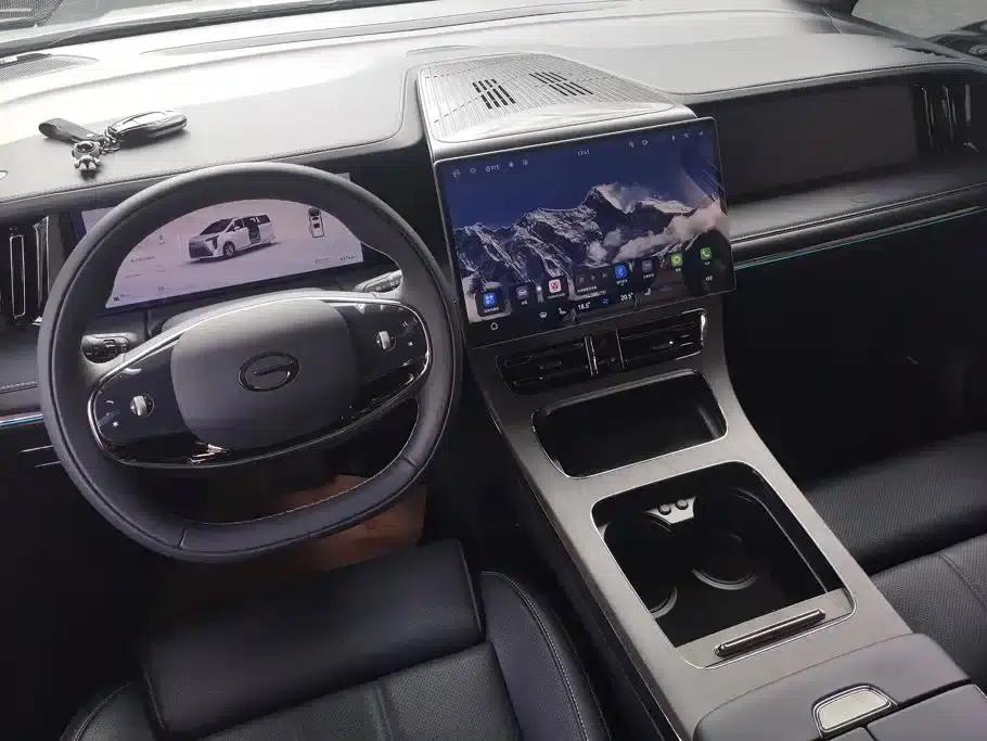 Trumpchi M8 2025 Model, Qiankun Series Max Luxury Cabin — миниатюра 12