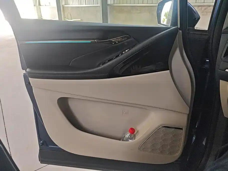Trumpchi Aspiration M8 2025 Qiankun Series Ultra First Class — миниатюра 7