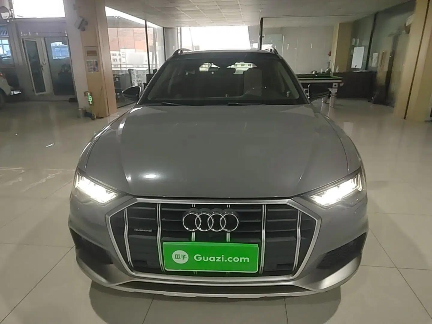 Audi A6 2021 allroad quattro Explorer 55 TFSI Prestige Off-Road Model — миниатюра 2