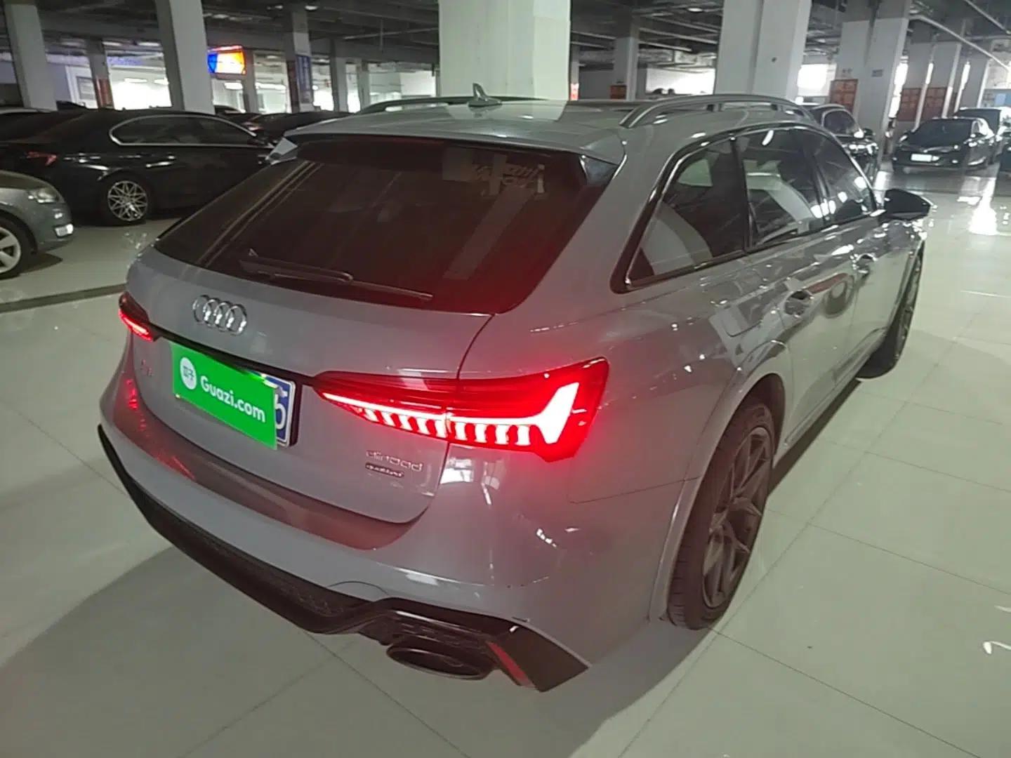 Audi A6 2021 allroad quattro Explorer 55 TFSI Prestige Off-Road Model — миниатюра 6