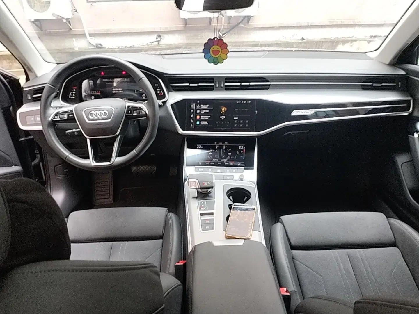 Audi A6 2023 Avant Futurist 45 TFSI Prestige Dynamic Edition — миниатюра 12