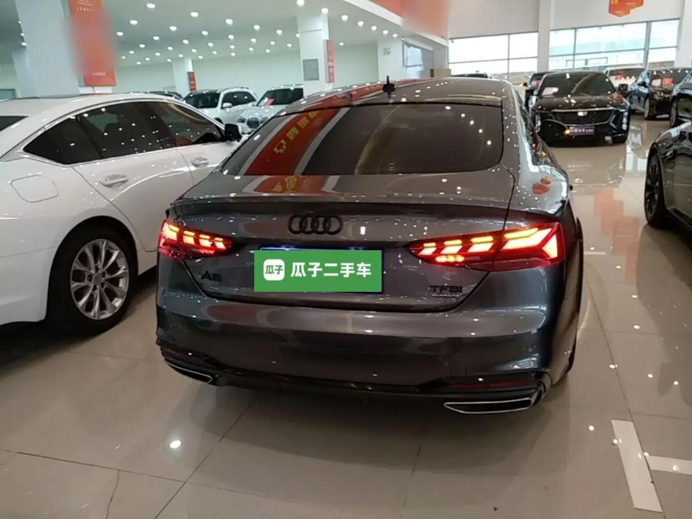 Audi A5 2024 Sportback 40 TFSI quattro Luxury Dynamic Model — миниатюра 5