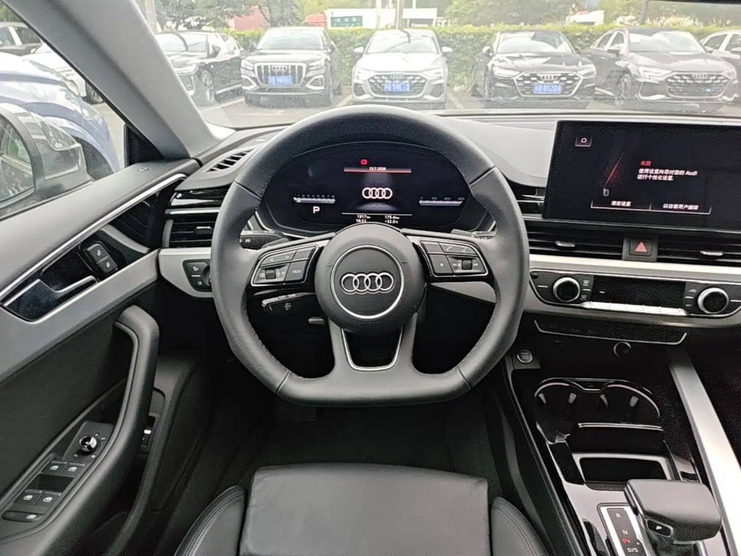 Audi A5 2024 Sportback 40 TFSI Fashionable and Dynamic Model — миниатюра 13