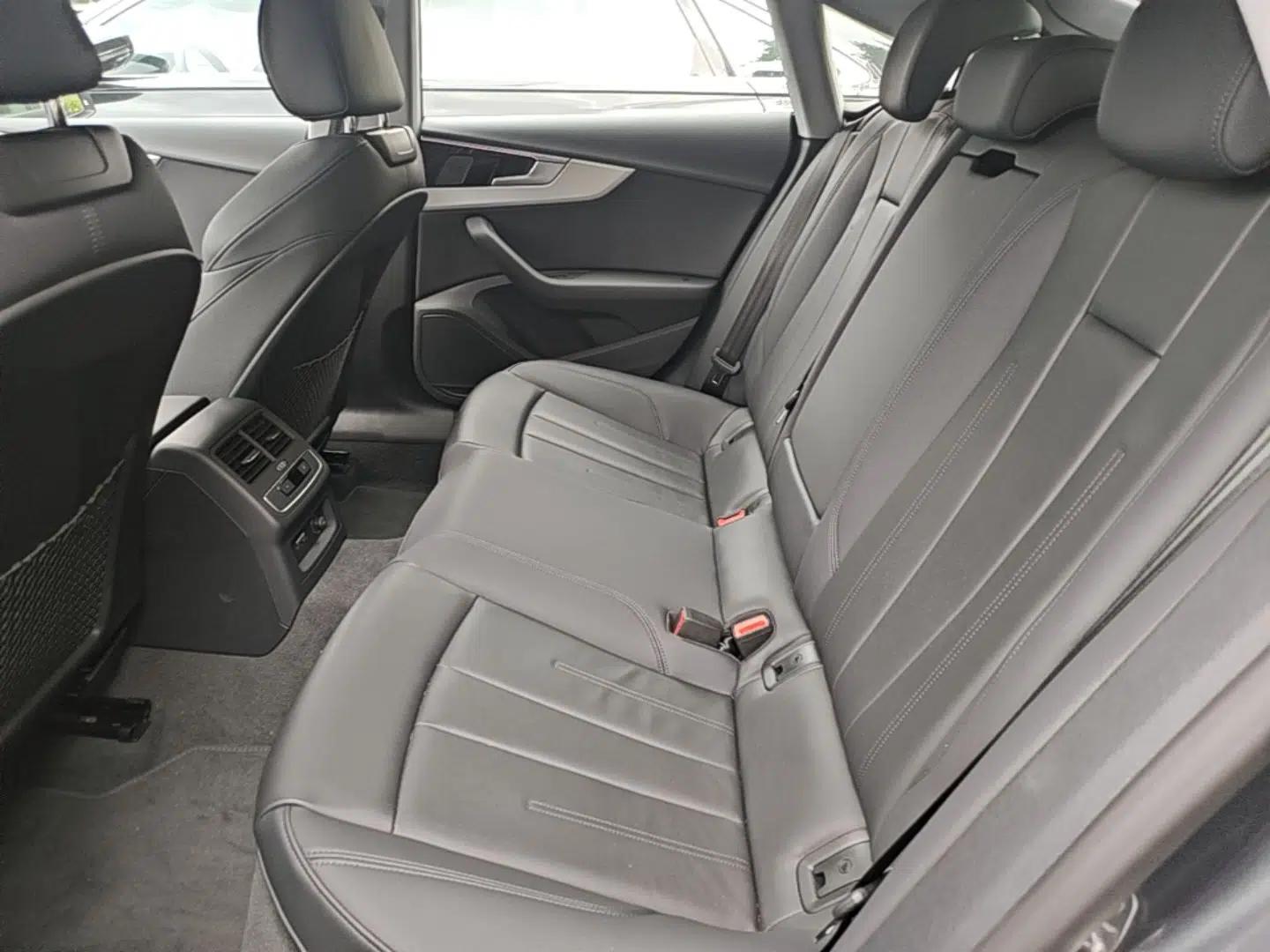 Audi A5 2024 Sportback 40 TFSI Fashionable and Dynamic Model — миниатюра 20