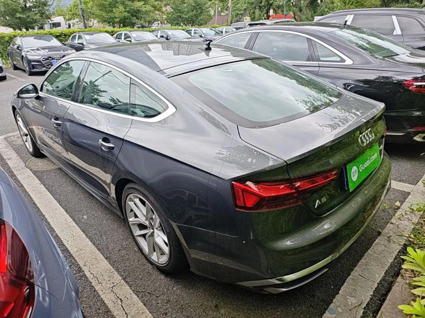 Audi A5 2024 Sportback 40 TFSI Fashionable and Dynamic Model — миниатюра 4