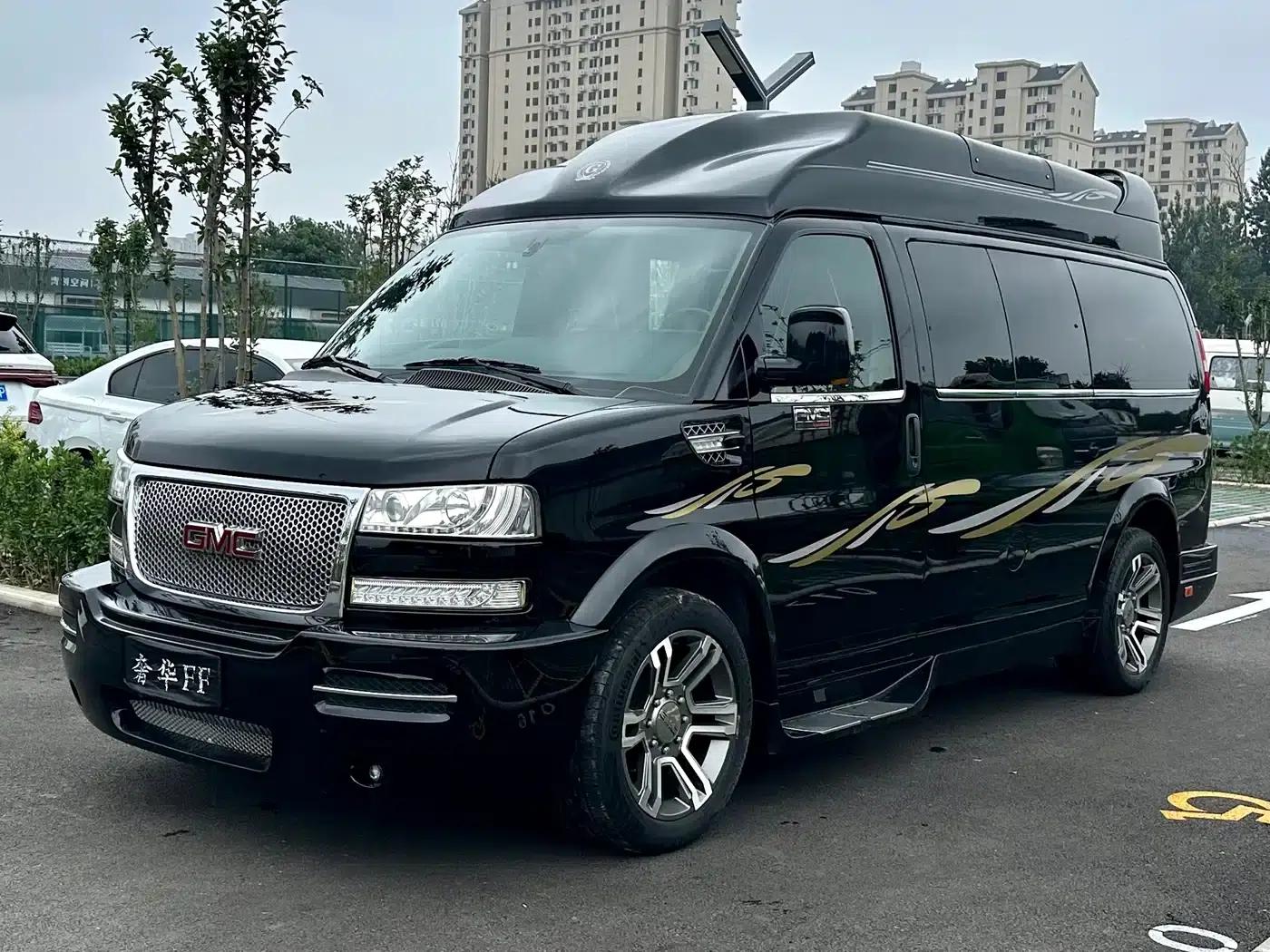 2017 SAVANA 6.0L G660S Premium All-Terrain Edition — миниатюра 1