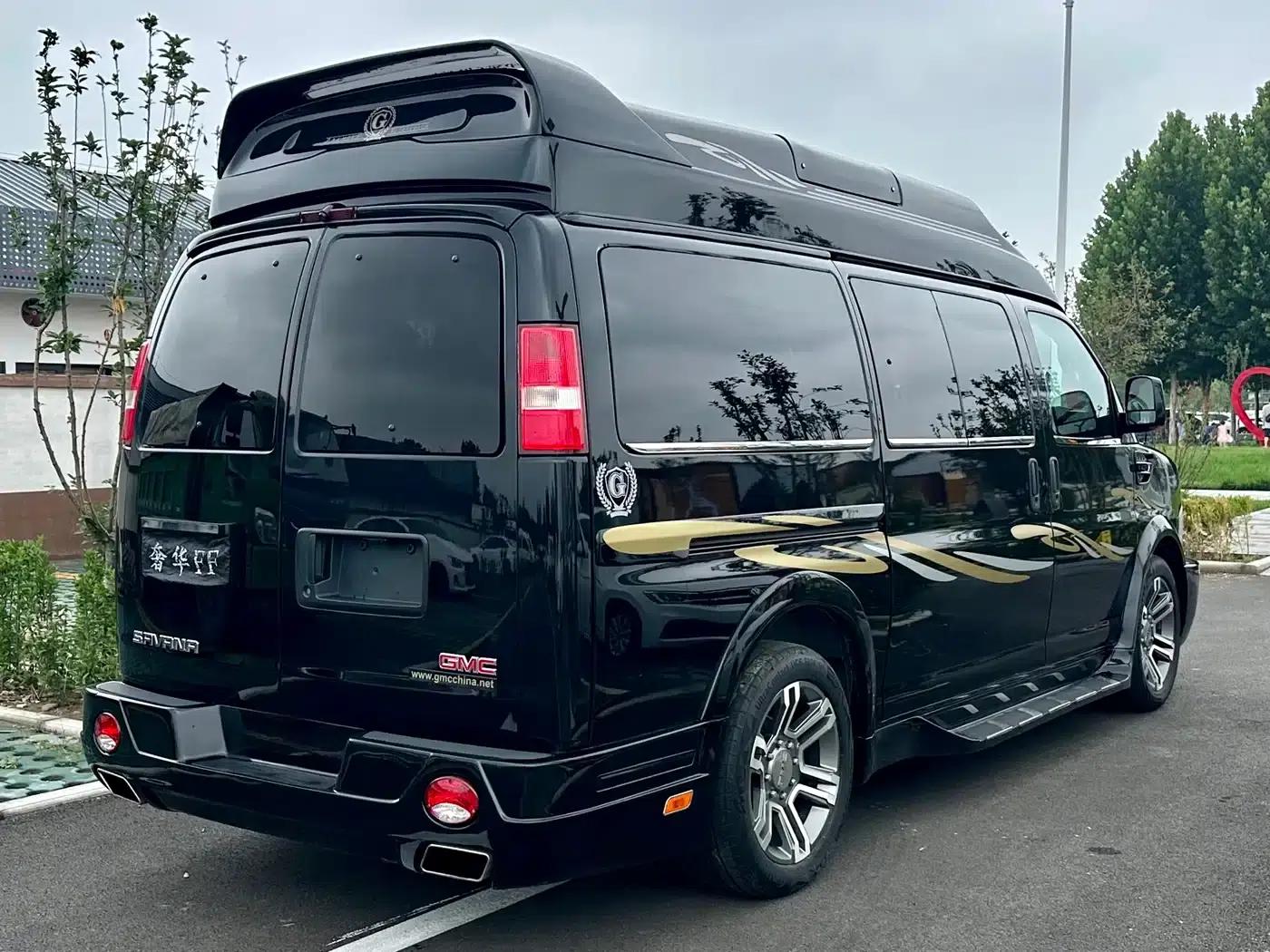 2017 SAVANA 6.0L G660S Premium All-Terrain Edition — миниатюра 5