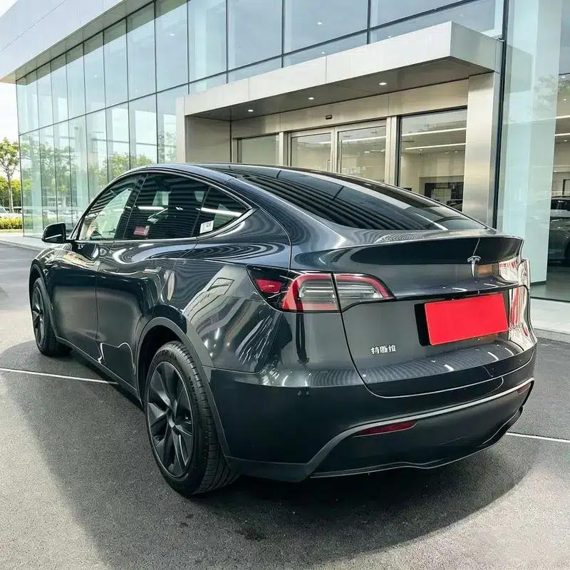 Model Y 2024 Rear-Wheel Drive — миниатюра 4