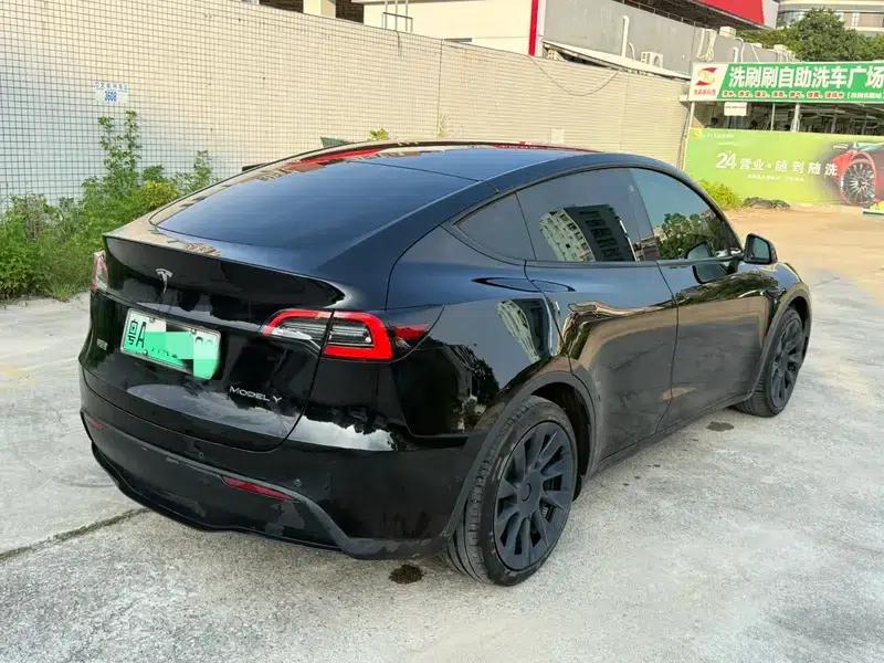 Model Y 2022 Rear-Wheel Drive — миниатюра 6