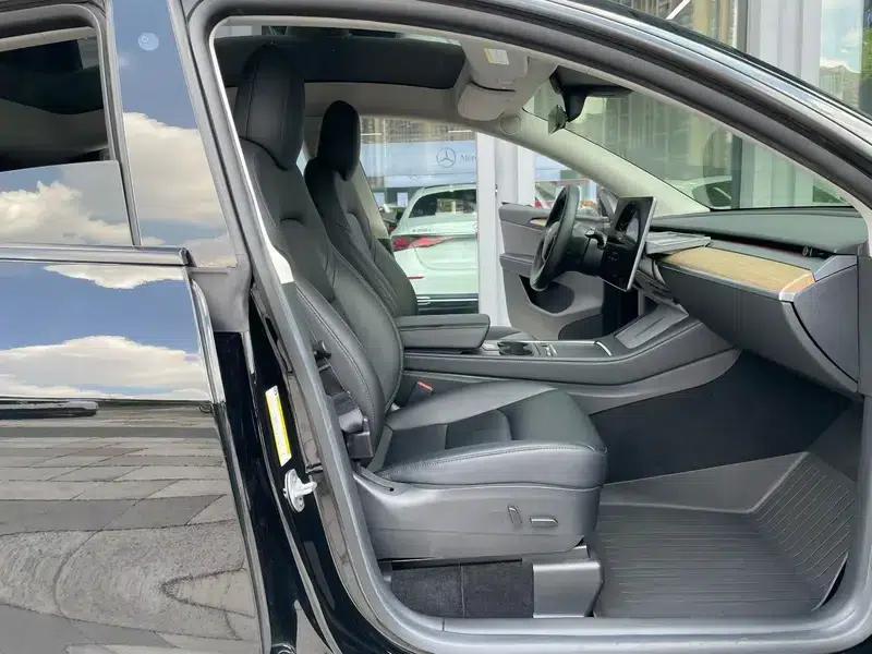 Model Y 2022 Performance All-Wheel Drive — миниатюра 16