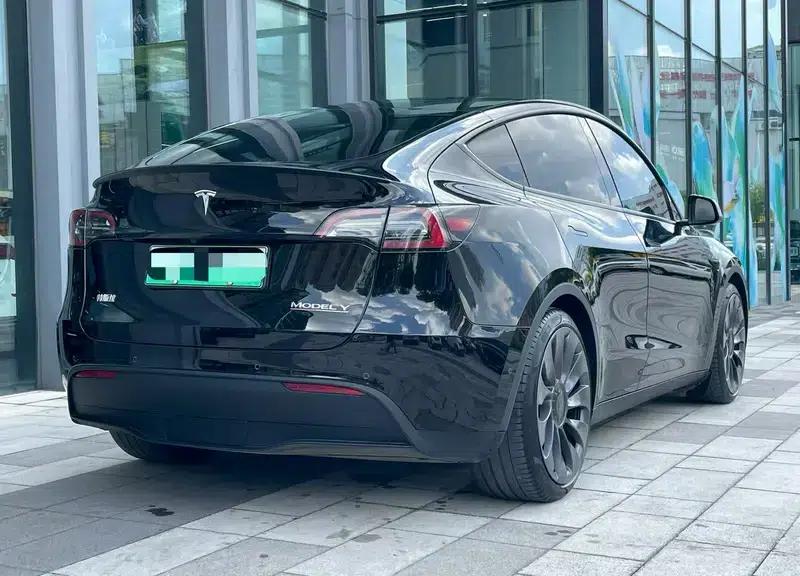 Model Y 2022 Performance All-Wheel Drive — миниатюра 6