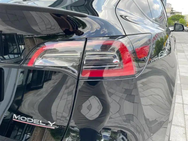Model Y 2022 Performance All-Wheel Drive — миниатюра 7