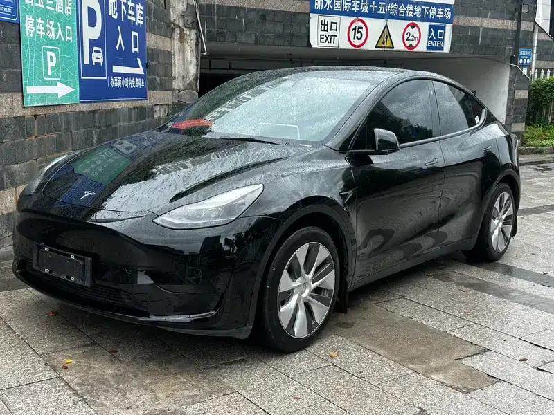 Model Y 2022 Facelift Rear-Wheel Drive Version — миниатюра 1