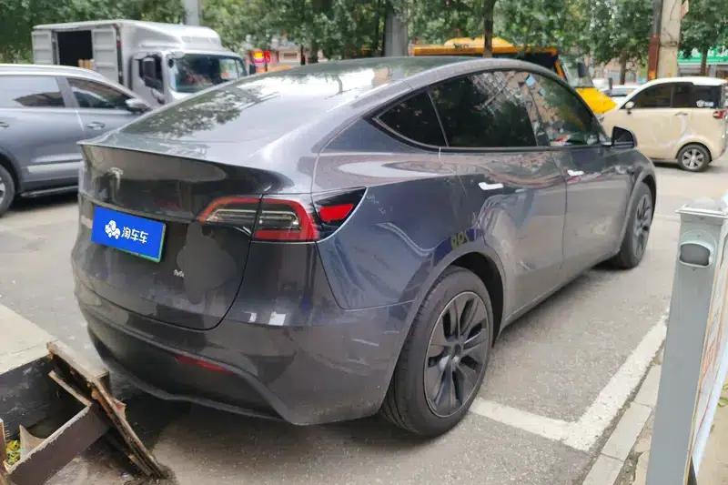 Model Y 2024 Rear-Wheel Drive — миниатюра 3