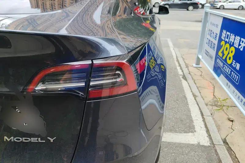 Model Y 2024 Rear-Wheel Drive — миниатюра 6