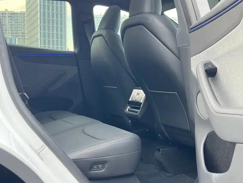 Model Y 2025 Rear-Wheel Drive — миниатюра 14