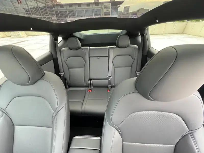 Model Y 2025 Rear-Wheel Drive — миниатюра 15