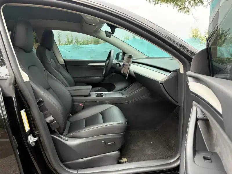 Model Y 2023 Rear-Wheel Drive — миниатюра 13