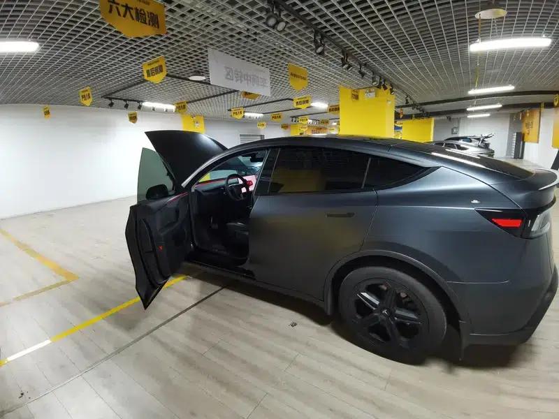 Model Y 2025 Long Range All-Wheel Drive — миниатюра 21