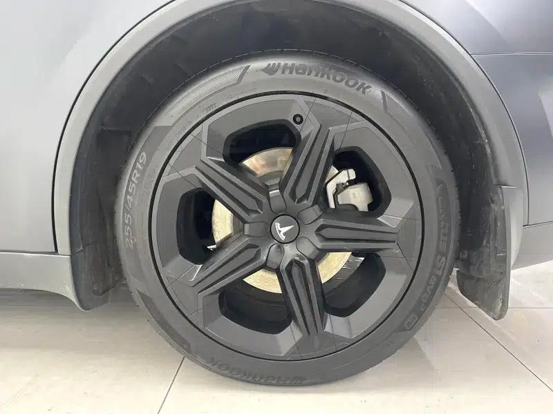 Model Y 2025 Long Range All-Wheel Drive — миниатюра 9