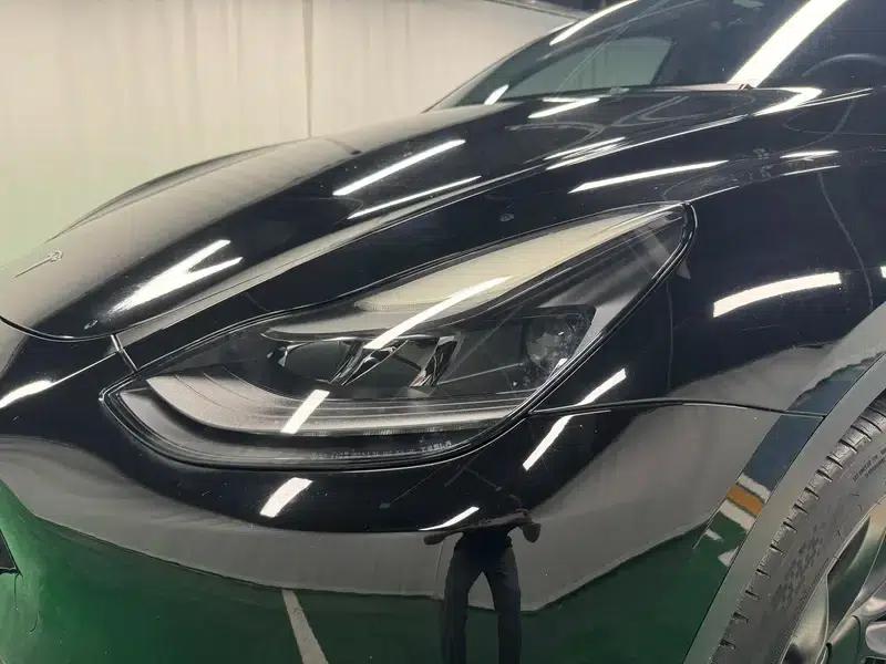 Model Y 2022 Long Range All-Wheel Drive — миниатюра 12