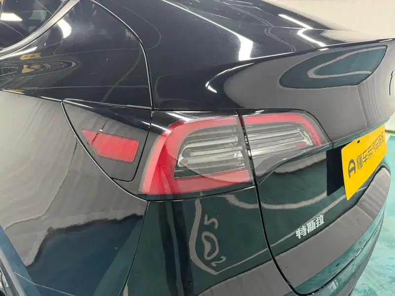 Model Y 2022 Long Range All-Wheel Drive — миниатюра 13