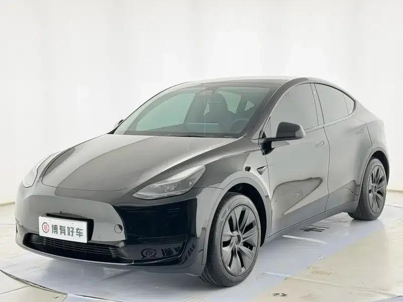 Model Y 2023 Rear-Wheel Drive — миниатюра 1