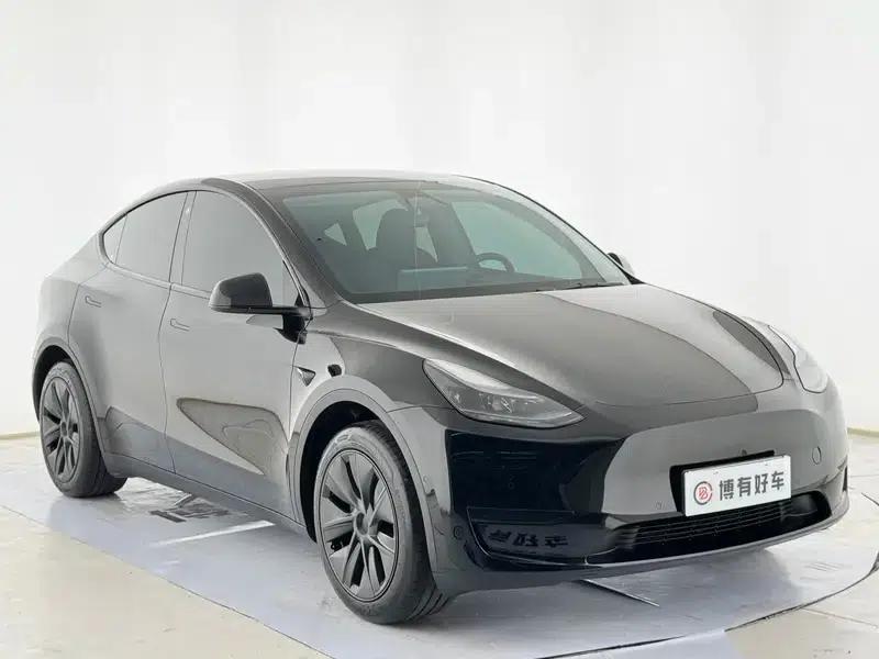 Model Y 2023 Rear-Wheel Drive — миниатюра 3