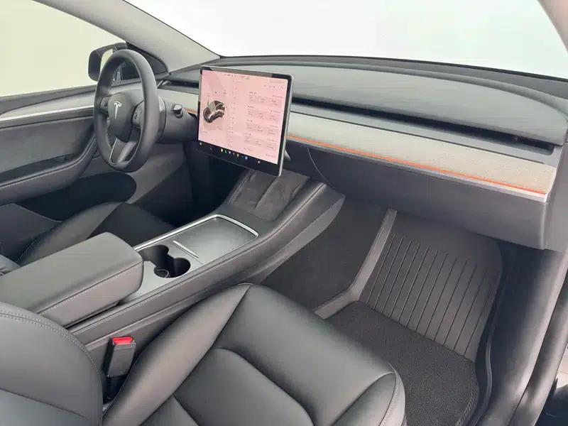 Model Y 2023 Rear-Wheel Drive — миниатюра 9