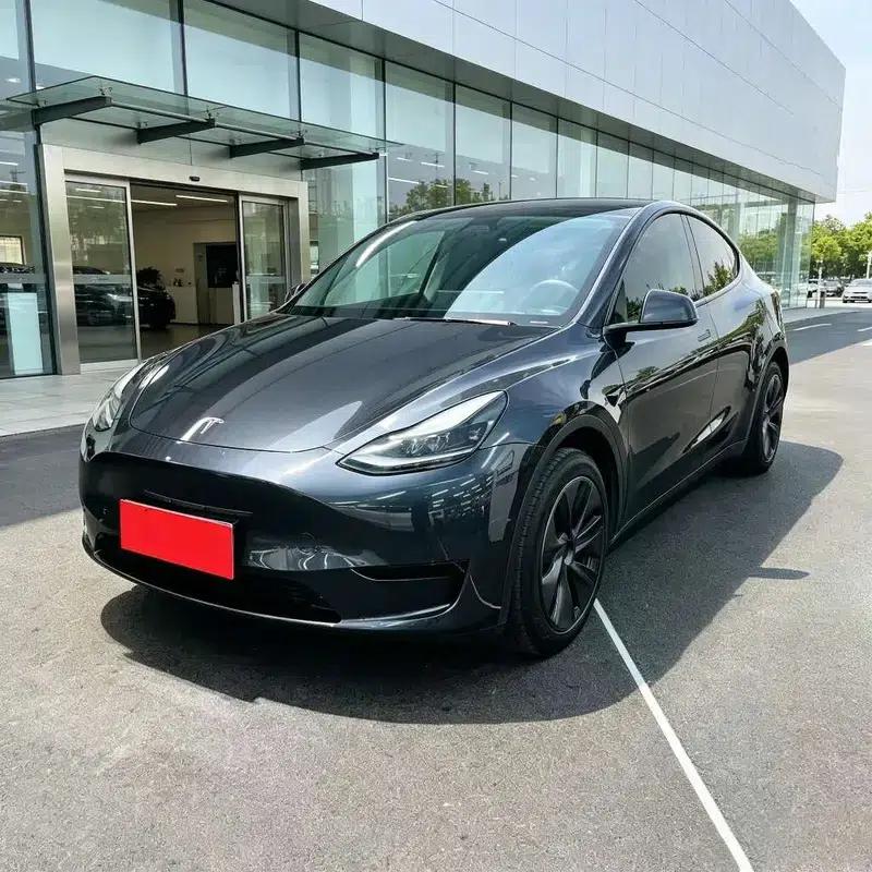 Model Y 2024 Rear-Wheel Drive — миниатюра 1